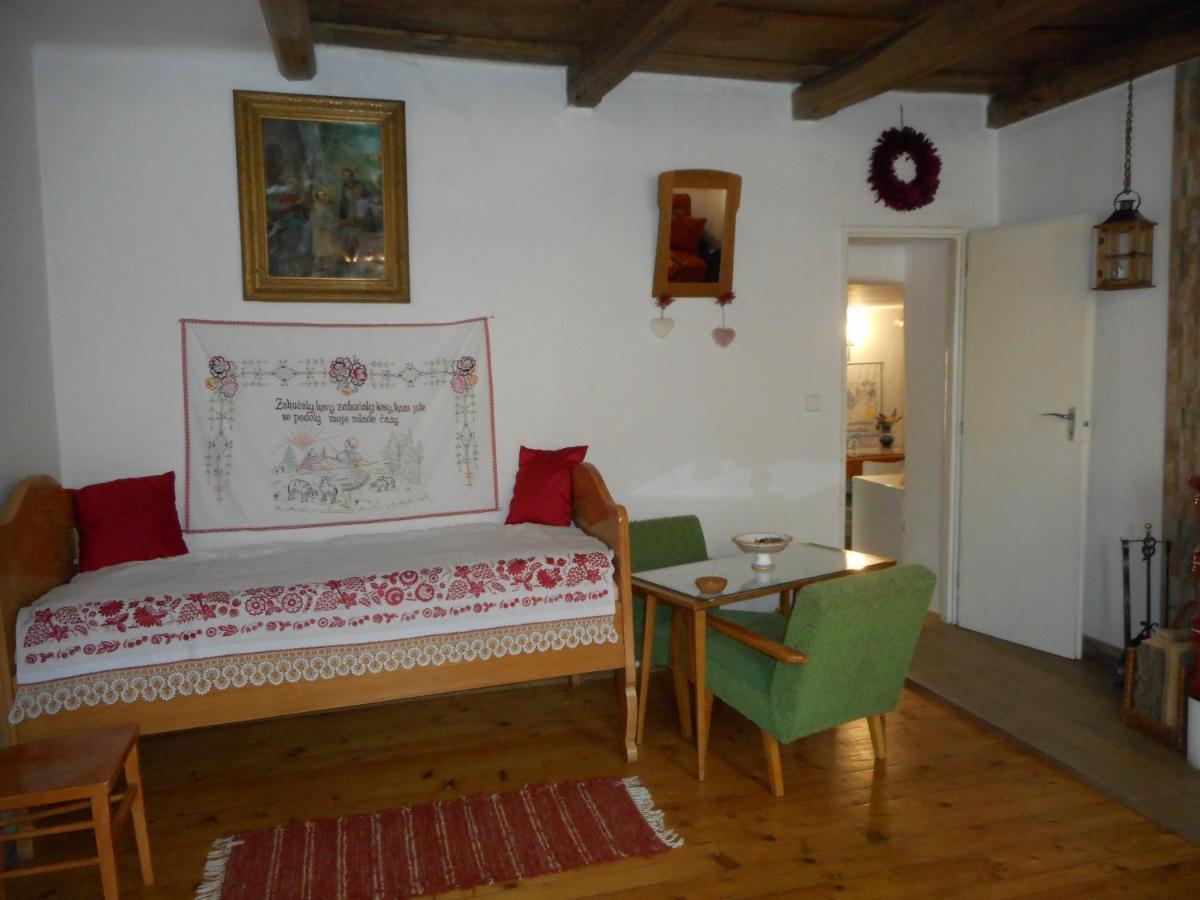 Slovácká chalupa Ratiskovice Exterior foto