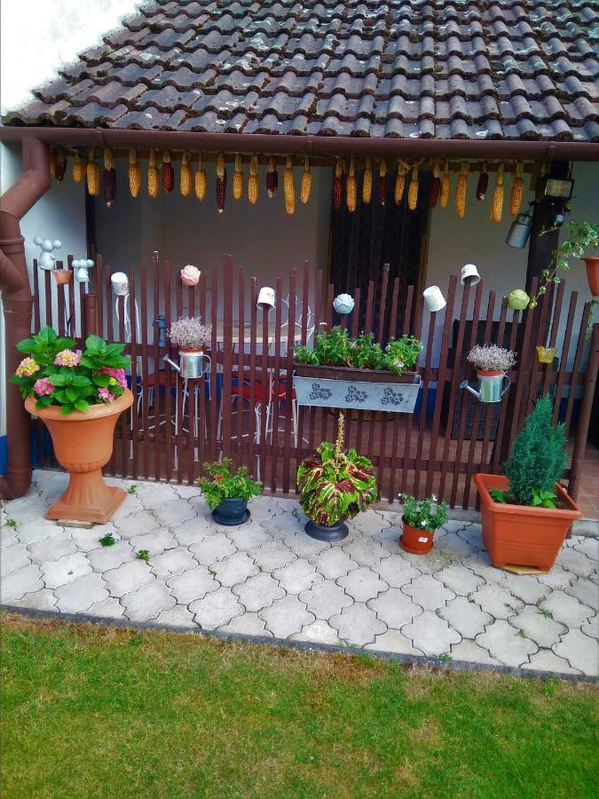 Slovácká chalupa Ratiskovice Exterior foto